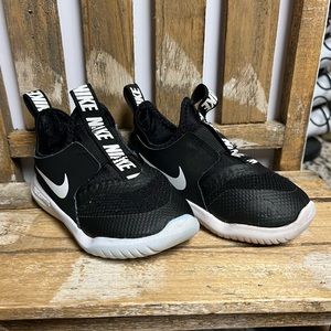 Black Toddler Slip On Nike Flex Runner